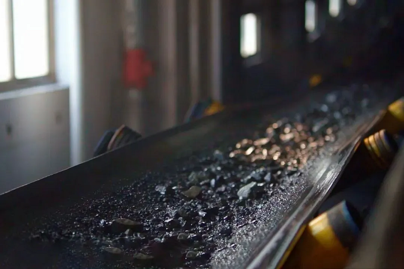 煤矿智能煤流运输系统:实现煤炭运输“三省两保护”目标